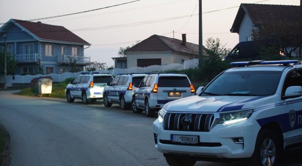 05, May, 2023, Mladenovac - Eight dead, more than 10 wounded in a shooting in the village of Dobona, near Mladenovac, 600 members of special units are searching for the attacker. Photo: Antonio Ahel/ATAImages

05, maj, 2023, Mladenovac  - Osam mrtvih, vise od 10 ranjenih u pucnjavi u selu Dobona, kod Mladenovca, 600 pripadnika specijalnih jedinica traga za napadacem. Photo: Antonio Ahel/ATAImages Photo: Antonio Ahel/ATA/PIXSELL