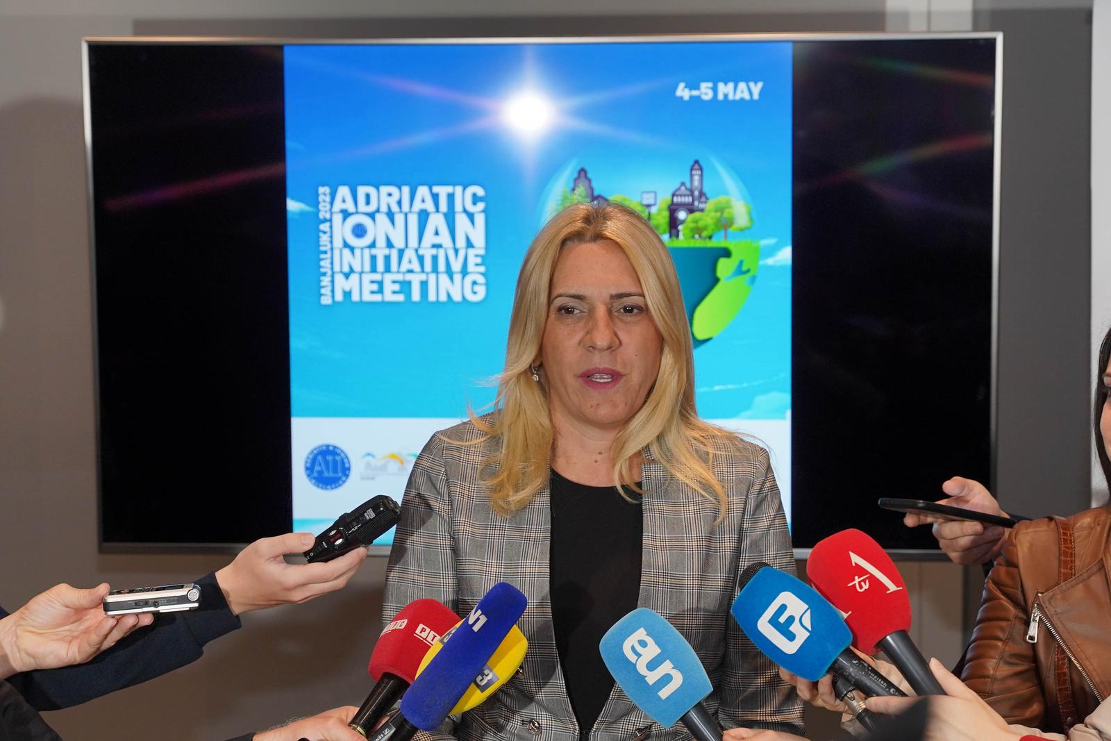 05.05.2023., Hotel Courtyard by Marriott, Banjaluka (BiH) – Konferencija „Srednjorocna evaluacija implementacije Ciljeva odrzivog razvoja Ujedinjenih nacija u drzavama clanicama Jadransko-jonske inicijative“ a prisutni su Elmedin Konakovic, ministar vanjskih poslova BiH, Zeljka Cvijanovic, predsjedavajuca Predsjednistva BiH, te mnoge druge zvanice iz regije.

 Photo: Dejan Rakita/PIXSELL