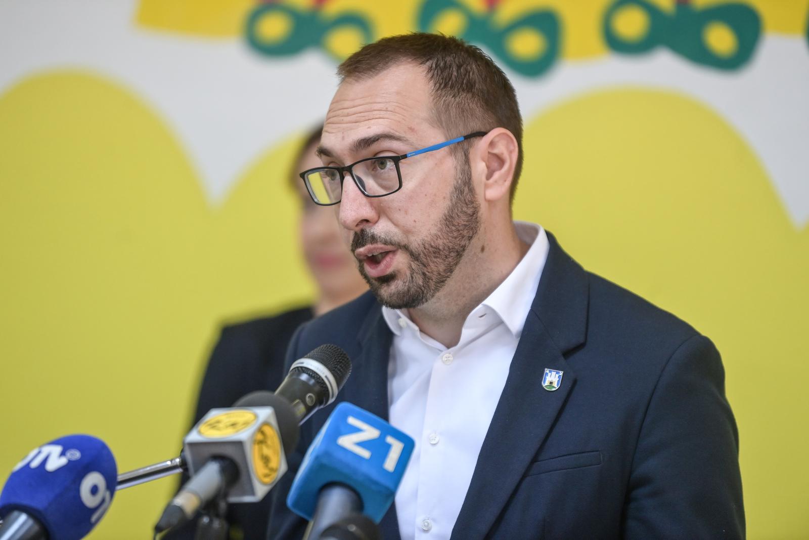 06.06.2023., Zagreb - Gradonacelnik Grada Zagreba Tomislav Tomasevic i zamjenica Danijela Dolenec posjetili su rekonstruirani Djecji vrtic Botinec, nakon cega su odrzali redovnu konferenciju za medije. Photo: Igor Soban/PIXSELL