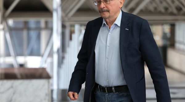 06.10.2022., Zagreb - Treci sastanak pregovarackih odbora Vlade RH i predstavnika sindikata javnih i drzavne sluzbe o sklapanju dodatka Temeljnom kolektivnom ugovoru za sluzbenike i namjestenike u javnim sluzbama i dodatka Kolektivnom ugovoru za drzavne sluzbenike i namjestenike. Pregovori ce se odrzati kroz dva sastanka i to s predstavnicima sindikata javnih sluzbi. Photo: Marko Prpic/PIXSELL