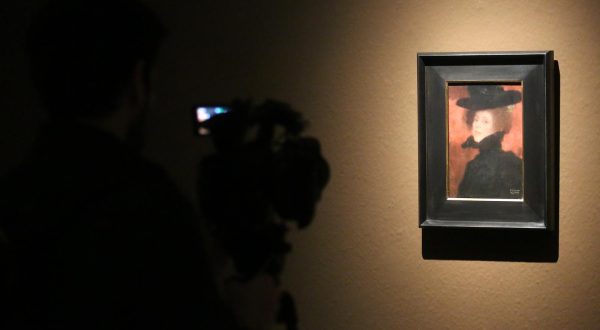 07.02.2017., Zagreb - U galeriji Klovicevi dvori odrzana je konferencija za medije i obilazak izlozbe povodom nadolazece izlozbe izazov moderne: Zagreb - Bec oko 1900. izlozba se otvara 09. veljace.r"nPhoto: Borna Filic/PIXSELL