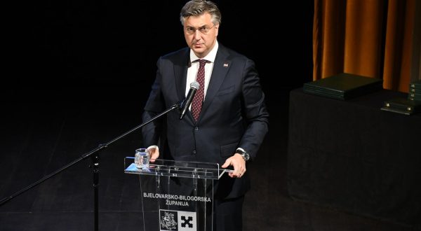 07.06.2023., Bjelovar - Predsjednik Vlade Andrej Plenkovic sudjelovao je na svecanoj sjednici zupanijske skupstine u povodu obiljezavanja Dana Bjelovarsko-bilogorske zupanije. Domacin je bio zupan Marko Marusic Photo: Damir Spehar/PIXSELL