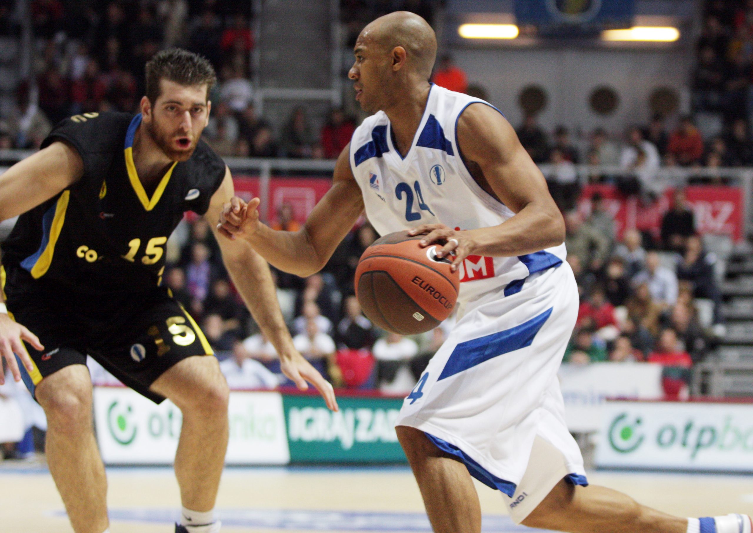 25.11.2008.,Zadar - Kosarkaska utakmica u dvorani Kresimir Cosic, 1. kolo EuroCupa izmedju kosarkasa Zadra i atenskog Maroussi Costa Coffee. Pobjeda Zadara 87:79.Marlon Garnett u akciji.rPhoto: Filip Brala/24sata