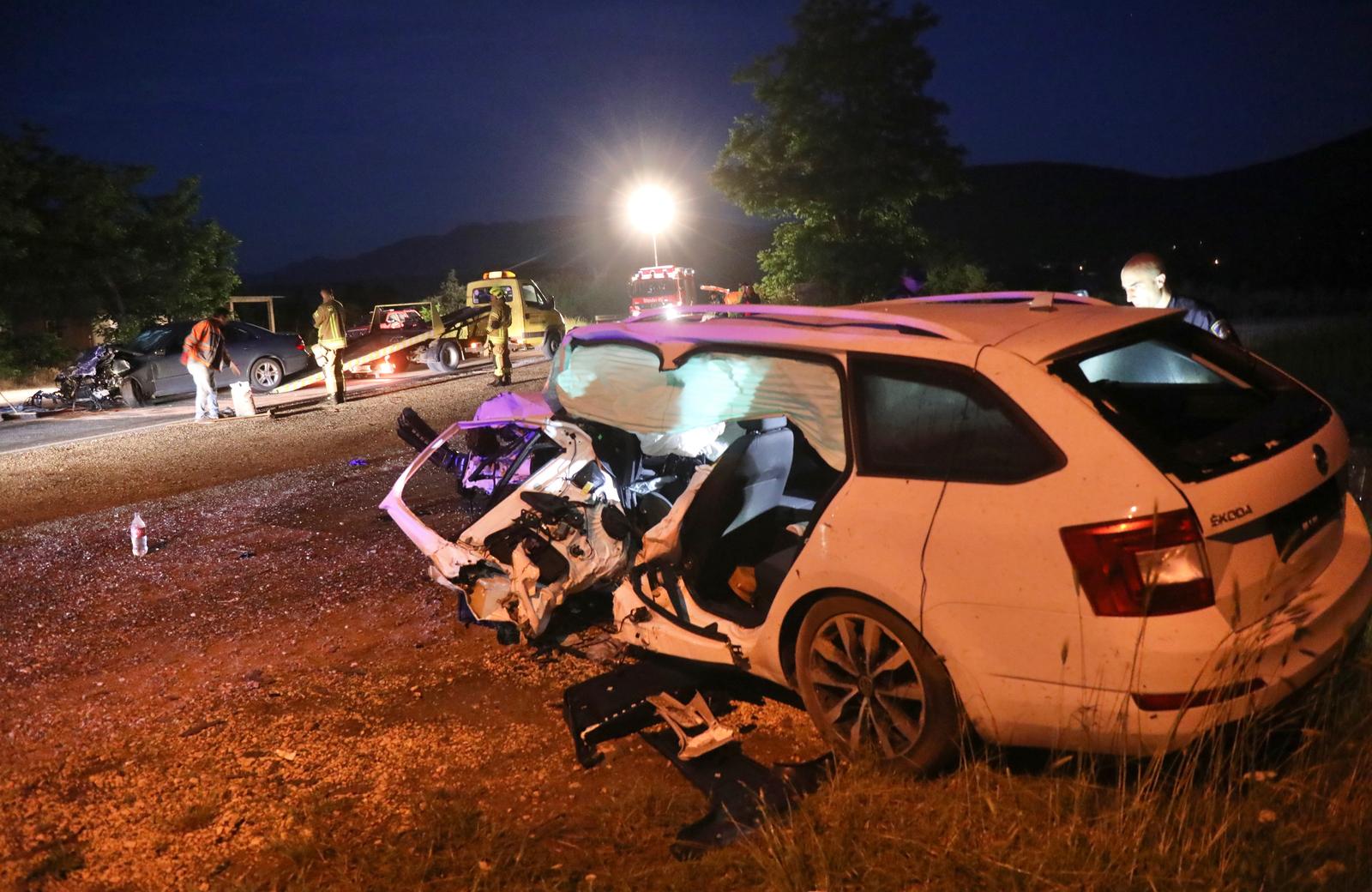09.06.2023.,Dicmo-Oko 00,44  na D1 u sudaru dva osobna vozila na mjestu dogadjaja smrtno stradale. Dvije osobe.Zbog obavljanja ocevida promet se odvijao naizmjenicno do ranih jutarnjih sati. Photo: Ivo Cagalj/PIXSELL