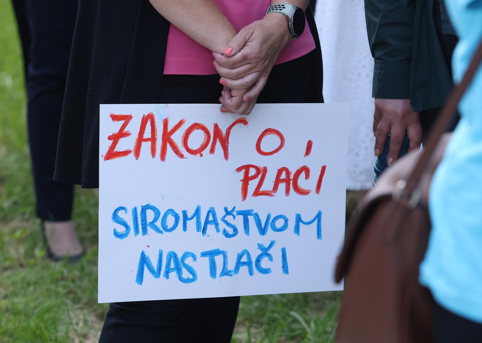 09.06.2023. Zagreb-Predstavnici sindikata Drzavnih i lokalnih sluzbenika i namjestenika odrzali su press konferenciju i izvjestili o tijeku strajka. Photo: Boris Scitar/PIXSELL