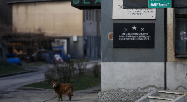 12.02.2021., Zenica, Bosna i Hercegovina - Rudari rudnika mrkog ugljena u Zenici stupili su u opci strajk, a njih 18 strajka gladju. Racuni rudnika su blokirani sto znaci da je onemogucena isplata placa, naknada, toplih obroka, a 36 zenickih rudara koji su umirovljeni prosle godine, jos uvijek nisu ostvarili pravo na mirovinu.rPhoto: Armin Durgut/PIXSELL