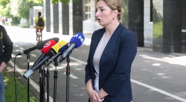 12.06.2023., Zagreb - U Ministarstvu pravosudja i uprave odrzan je sastanak izmedju ministra i Sindikata drzavnih i lokalnih sluzbenika i namjestenika Republike Hrvatske (SDLSN RH). Izjavu medijima nakon sastanka dala je predsjednica SDLSN-a Iva Suskovic. Photo: Matija Habljak/PIXSELL