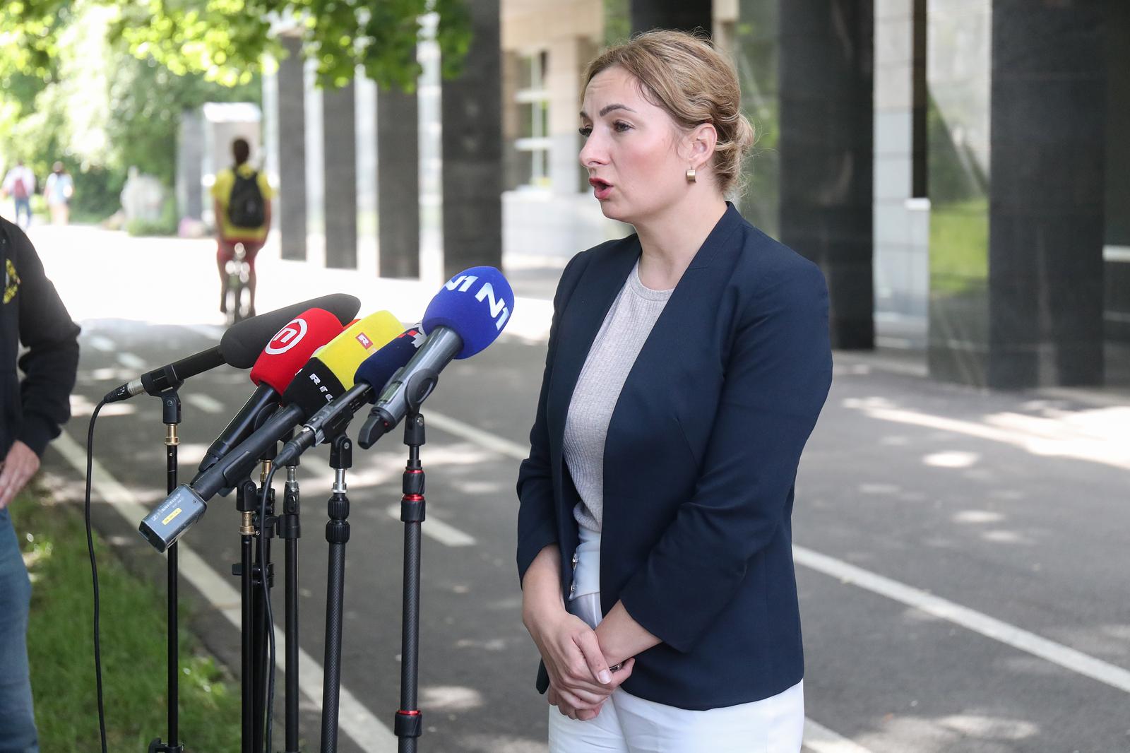 12.06.2023., Zagreb - U Ministarstvu pravosudja i uprave odrzan je sastanak izmedju ministra i Sindikata drzavnih i lokalnih sluzbenika i namjestenika Republike Hrvatske (SDLSN RH). Izjavu medijima nakon sastanka dala je predsjednica SDLSN-a Iva Suskovic. Photo: Matija Habljak/PIXSELL