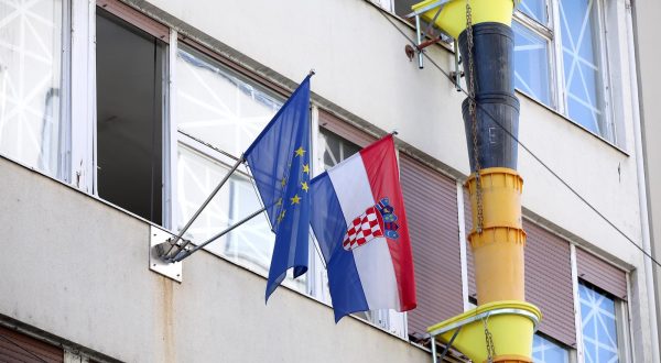 14.03.2023., Zagreb - Pocela je obnova nakon potresa zgrade Drzavnog ureda za reviziju u Bogovicevoj ulici. Photo: Patrik Macek/PIXSELL