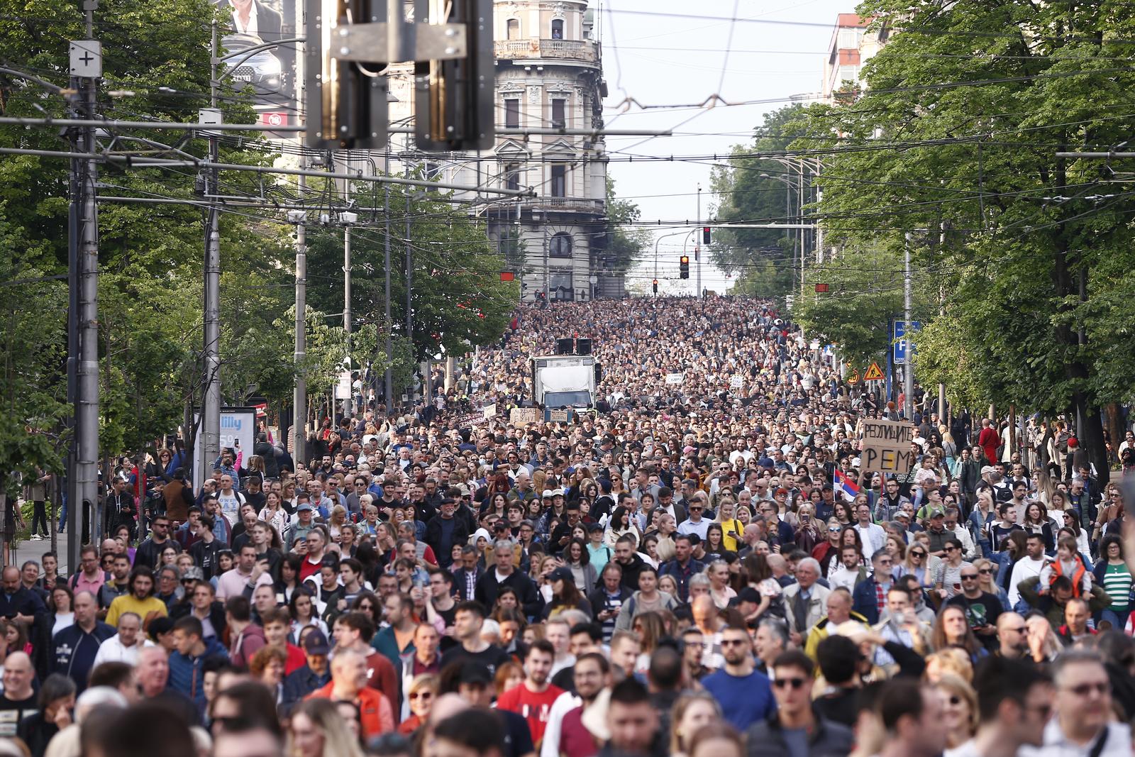 19, May, 2023, Belgrade - In front of the House of the National Assembly, the third protest called "Serbia against violence" started, organized by a part of the pro-European opposition parties. Photo: Amir Hamzagic/ATAImages

19, maj, 2023, Beograd  - Ispred Doma narodne skupstine poceo je treci protest pod nazivom "Srbija protiv nasilja" u organizaciji dela proevropskih opozicionih stranaka. Photo: Amir Hamzagic/ATAImages Photo: Amir Hamzagic/ATAImages/PIXSELL