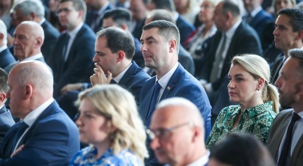 19.06.2023., Zagreb - U Nacionalnoj i sveucilisnoj knjiznici odrzana je zajednicka konferencija Vlade Republike Hrvatske i Ministarstva vanjskih i europskih poslova u prigodi 10 godina clanstva Republike Hrvatske u Europskoj uniji i posjeta predsjednice Europskog parlamenta Roberte Metsole. ministar pravosudja i uprave Ivan Malenica, ministar gospodarstva i odrzivog razvoja Davor Filipovic, ministrica turizma i sporta Nikolina Brnjac Photo: Slavko Midzor/PIXSELL