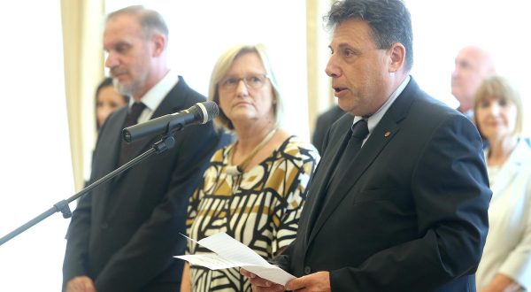 20.07.2017., Zagreb - Djuro Sessa, izabrani predsjednik Vrhovnog suda Republike Hrvatske svecano je prisegnuo pred Predsjednicom Republike Kolindom Grabar-Kitarovic. rPhoto: Goran Stanzl/PIXSELL