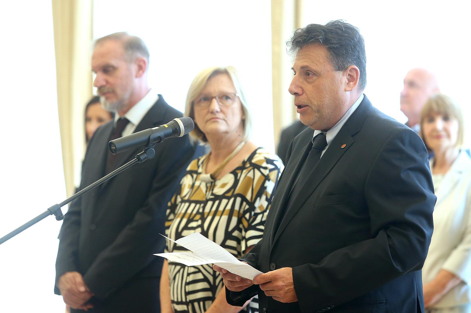 20.07.2017., Zagreb - Djuro Sessa, izabrani predsjednik Vrhovnog suda Republike Hrvatske svecano je prisegnuo pred Predsjednicom Republike Kolindom Grabar-Kitarovic. rPhoto: Goran Stanzl/PIXSELL