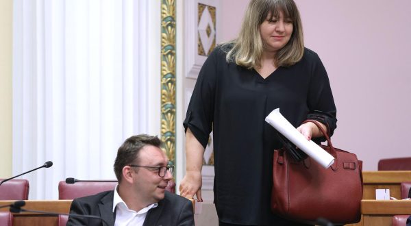 21.06.2023., Zagreb - Sabor 16. sjednicu nastavlja  izjasnjavanjem o podnesenim amandmanima. Bojan Glavasevic, Katica Glamuzina Photo: Patrik Macek/PIXSELL