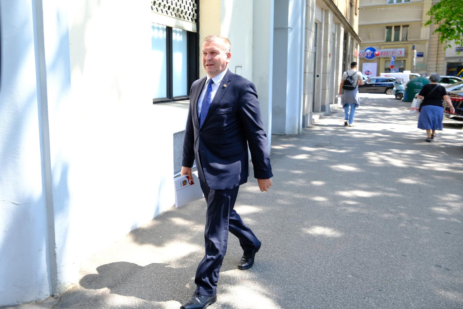 22.05.2023., Zagreb - Clanovi HDZ-a dolaze na sjednicu sireg Predsjednistva. Photo: Slaven Branislav Babic/PIXSELL