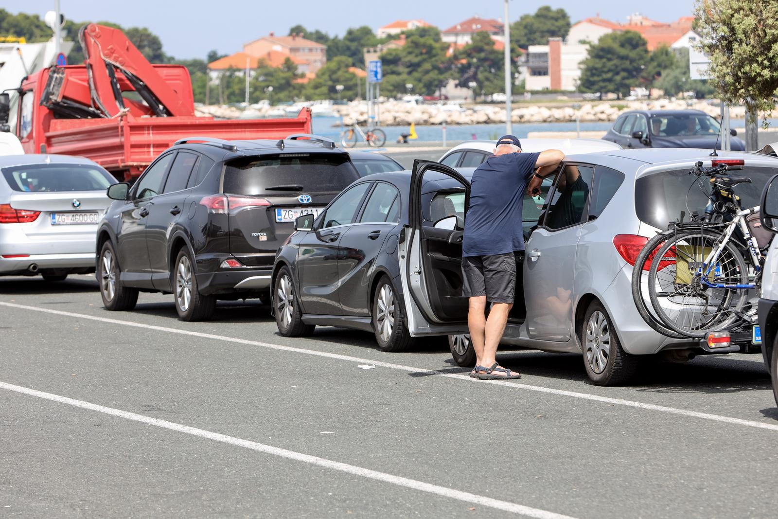 22.06.2023., Zadar  - Pocele su guzve u trajektnoj luci Gazenica Photo: Sime Zelic/PIXSELL
