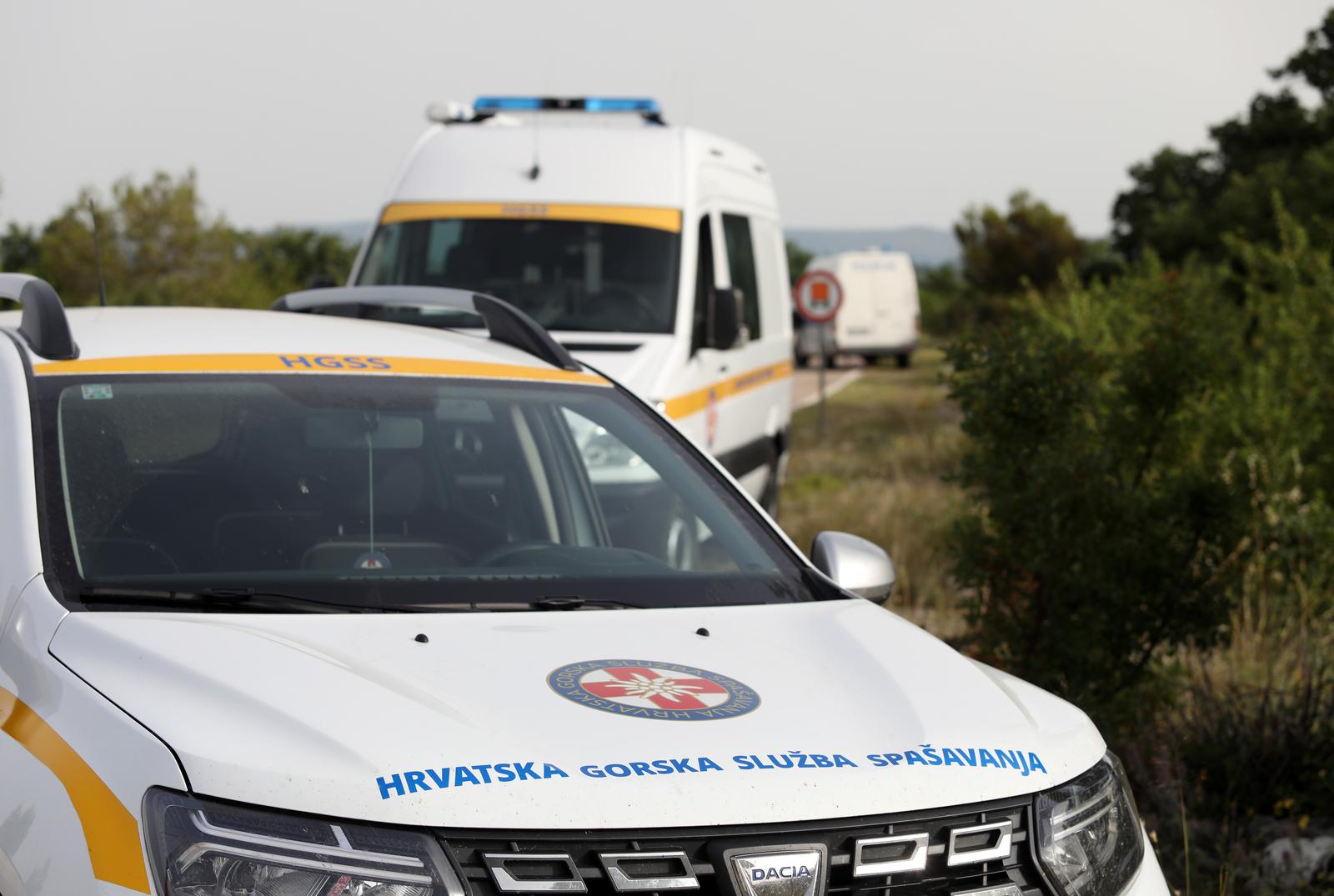 22.06.2023.,Miljevci - Nakon pronalaska i treceg tragicno stradalog u helikopteru madjarskog ratnog zrakoplovstva dane su izjave za medije.
 Photo: Dusko Jaramaz/PIXSELL
