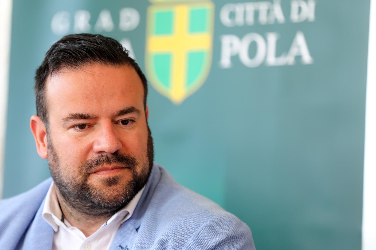 23.05.2023., Pula - U prostoru ECPD-a odrzala se je konferencija za medije na kojoj je najavljen program Pulskog kulturnog ljeta.

Na konferenciji su sudjelovali gradonacelnik Grada Pule Filip Zoricic, direktorica Turisticke zajednice Grada Pule Sanja Cinkopan Korotaj i ravnatelj Arheoloskog muzeja Istre Darko Komso. Photo: Srecko Niketic/PIXSELL