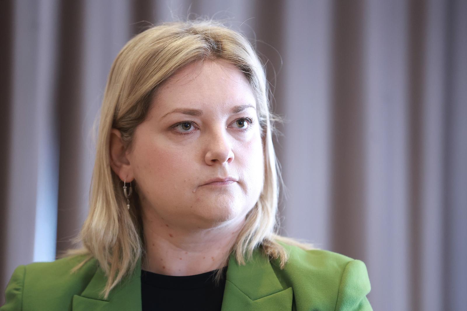 25.04.2023., Zagreb - Hotel Dubrovnik. Kuca ljudskih prava Zagreb predstavila je godisnji izvjestaj "Ljudska prava u Hrvatskoj: pregled stanja za 2022. godinu" i panel raspravu "Osvrt i razgovor o stanju ljudskih prava u Hrvatskoj". Nakon predstavljanja izvjestaja uslijedio je moderirani razgovor o izazovima za ljudska prava i vladavinu prava u kojem su sudjelovali potpredsjednica Vlade za drustvene djelatnosti i ljudska prava, pucka pravobraniteljica Tena Simonovic Einwalter i programski direktor Kuce ljudskih prava Zagreb Ivan Novosel.  Photo: Sanjin Strukic/PIXSELL