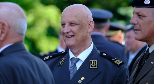 27.05.2022., Zagreb - Predsjednik republike i vrhovni zapovjednik Oruzanih snaga Republike Hrvatske priredio je svecani prijem povodm obiljezavanja Dana Oruzanih snaga Republike Hrvatske - Hrvatske vojske, Dana Hrvatske kopnene vojske i 31. obljetnice ustrojavanja Hrvatske vojske. Predsjednik je na svecanosti urucio odlikovanja pripadnicima Bojne Frankopan Photo: Slaven Branislav Babic/PIXSELL