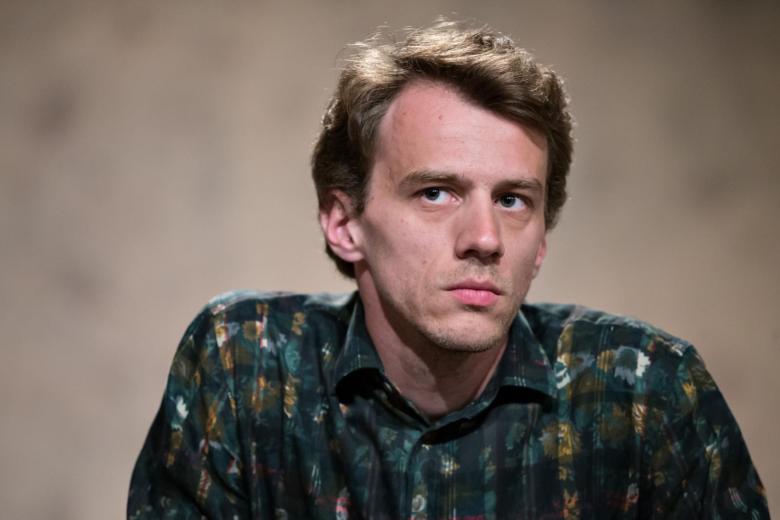 28.04.2015., Zagreb - U Kineskom paviljonu Zagrebackog velesajma odrzana je konferencija za medije uz izvedbu dijela predstave Matije Ferlina Mi smo kraljevi a ne ljudi. "nRedatelj Matija Ferlin. "nPhoto: Davor Puklavec/PIXSELL