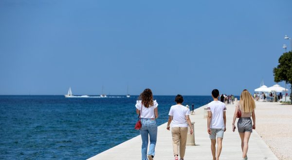 28.05.2023., Zadar - Suncano i toplo prijepodne u gradu Photo: Sime Zelic/PIXSELL