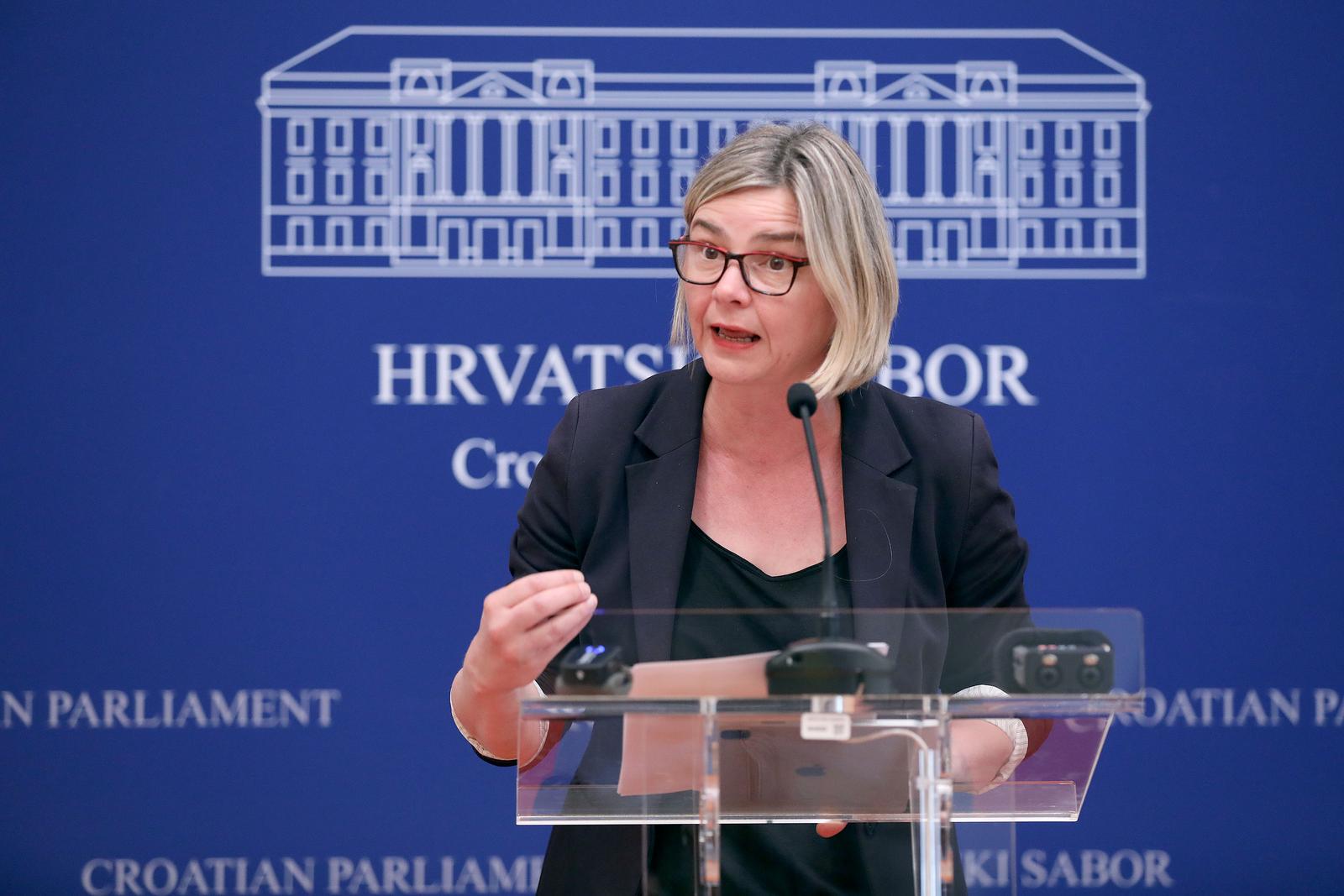 31.05.2023., Zagreb - Na konferenciji za medije odrzanoj u Saboru o medjunarodnom posvajanju djece govorile su Sandra Bencic i Ivana Kekin. Photo: Patrik Macek/PIXSELL