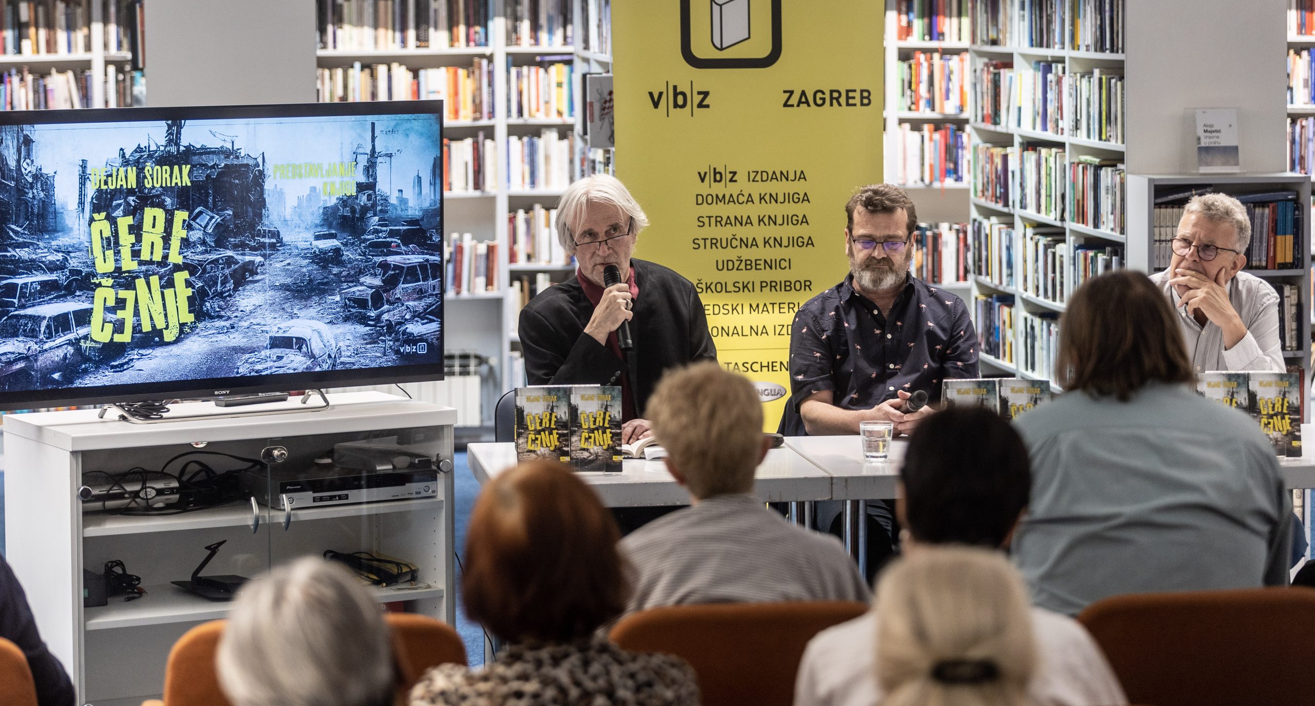 Zagreb, 12.6.2023 - Predstavljanje nove knjige Dejana Šorka "Čerečenje", objavljene u nakladi V.B.Z.-a. Na slici Dejan Šorak, Kruno Lokotar i Vlaho Bogišić. 
Foto Hina/ Dario GRZELJ/ dag