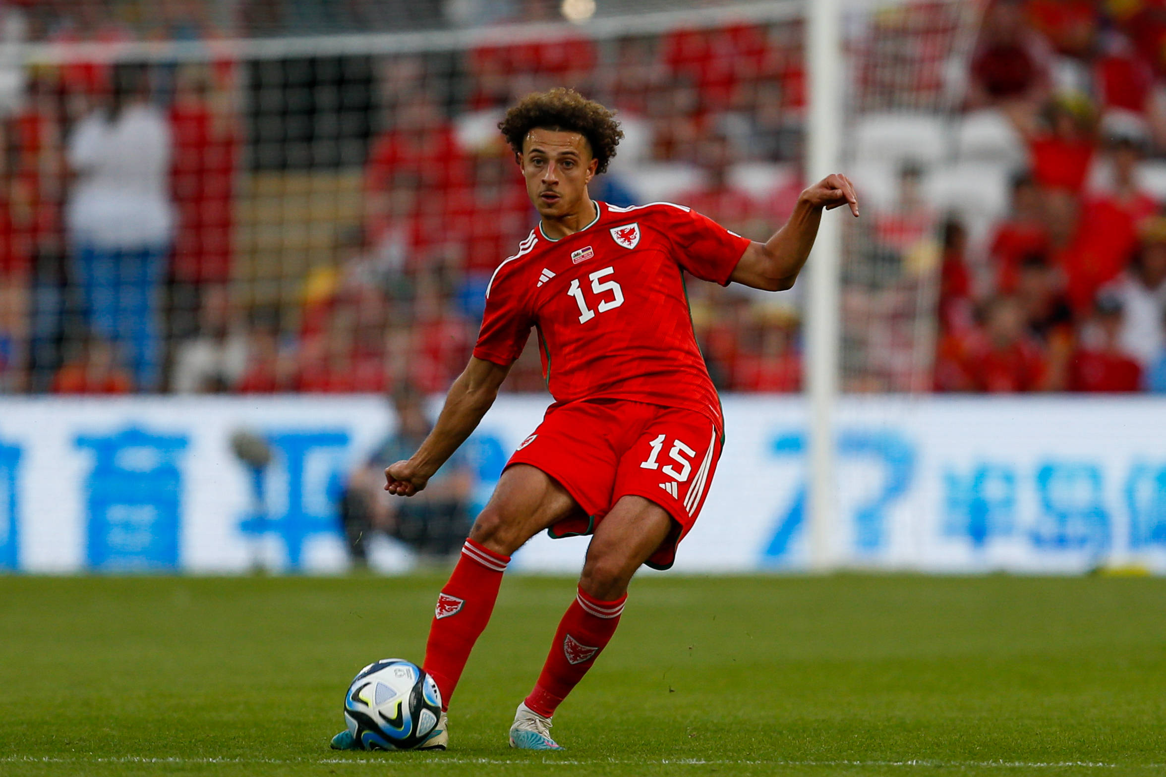 Wales v Armenia UEFA EURO, EM, Europameisterschaft,Fussball 2024 Qualifiers Ethan Ampadu of Wales during the UEFA Euro 2024 Qualifiers Group D match at the Cardiff City Stadium, Cardiff Copyright: xGeraintxNicholasx FIL-18624-0026