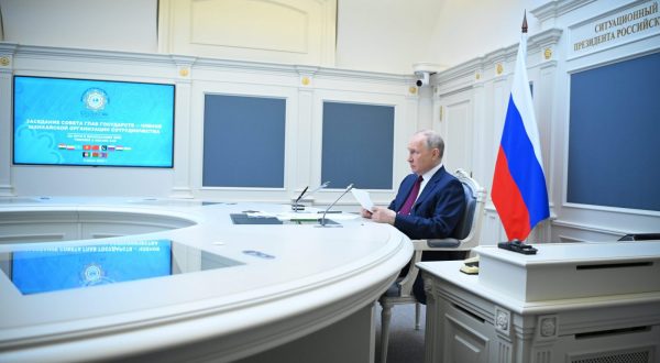 epa10725326 Russian President Vladimir Putin attends a meeting of the Shanghai Cooperation Organisation (SCO) Heads of State Council via a video conference at the Kremlin in Moscow, Russia, 04 July 2023. Putin welcomed Iran's entry into the SCO and urged for a speedy completion of the process of the Republic of Belarus joining.  EPA/ALEXANDER KOZAKOV/SPUTNIK/KREMLIN POOL / POOL MANDATORY CREDIT