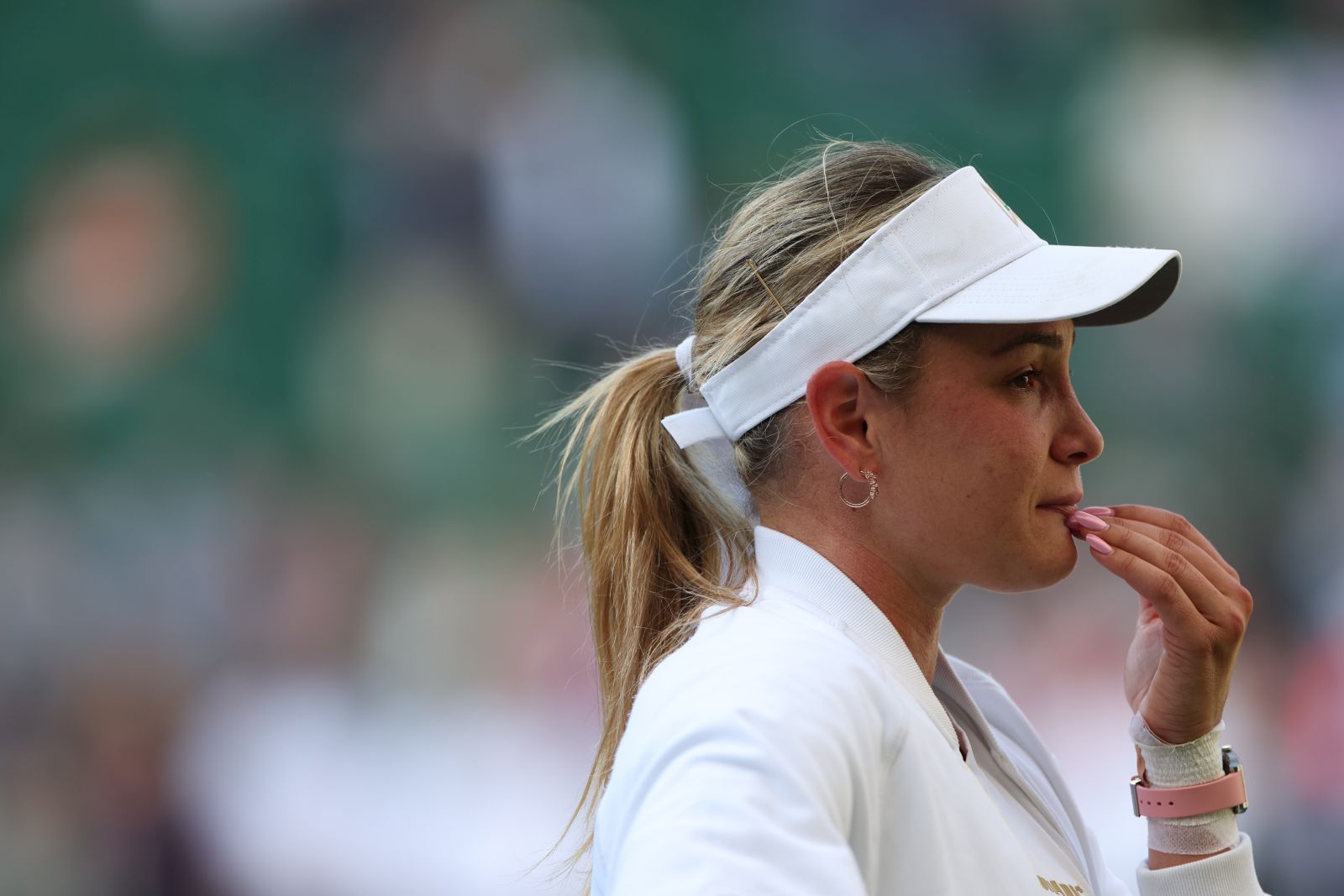 epa10730457 Donna Vekic of Croatia reacts to winning her Women's Singles 2nd round match against Sloane Stephens of USA at the Wimbledon Championships, Wimbledon, Britain, 06 July 2023.  EPA/ISABEL INFANTES   EDITORIAL USE ONLY