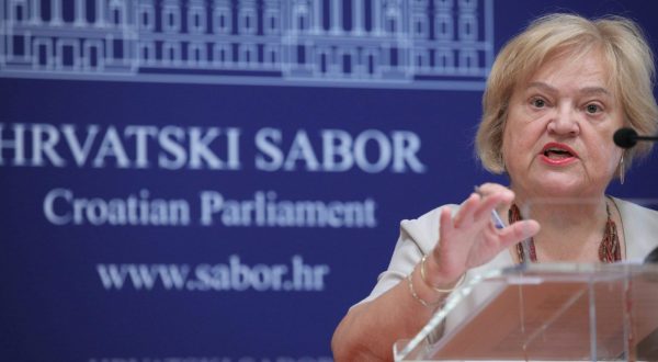 Zagreb,10.7.2023.- Saborska zastupnica Anka Mrak Taritaš održala je konferenciju za medije s temom "Zakon o pomorskom dobru -Vlada stvara još veći nered i otvara prostor za korupciju i devastaciju". foto HINA/Tomislav PAVLEK/tp