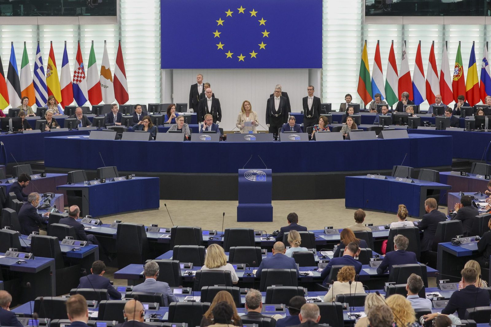 epa10738069 European Parliament President Roberta Metsola (C) speaks at the start of the European Parliament's plenary session in Strasbourg, France, 10 July 2023. The European Parliament's plenary session runs from 10 to 13 July.  EPA/JULIEN WARNAND