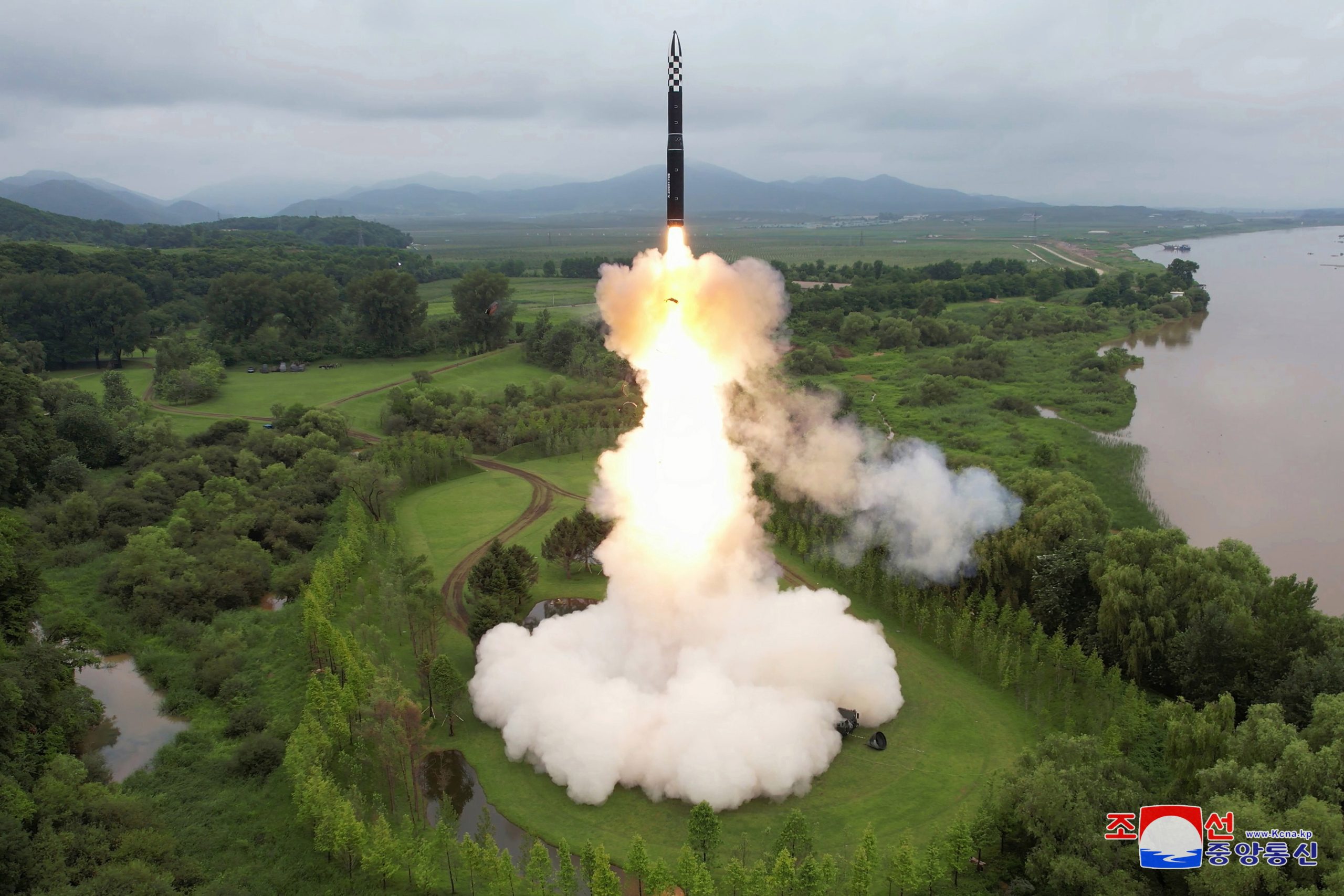 epaselect epa10742749 A photo released by the official North Korean Central News Agency (KCNA) shows the test-firing of a Hwasong-18 solid-fuel intercontinental ballistic missile (ICBM), at an undisclosed location in North Korea, 12 July 2023 (issued 13 July 2023). According to KCNA, the missile travelled at a maximum altitude of 6,648.4 kilometres and flew a distance of 1,001.2 kilometres for 4,491 seconds before landing in the open waters off the East Sea of Korea.  EPA/KCNA   EDITORIAL USE ONLY