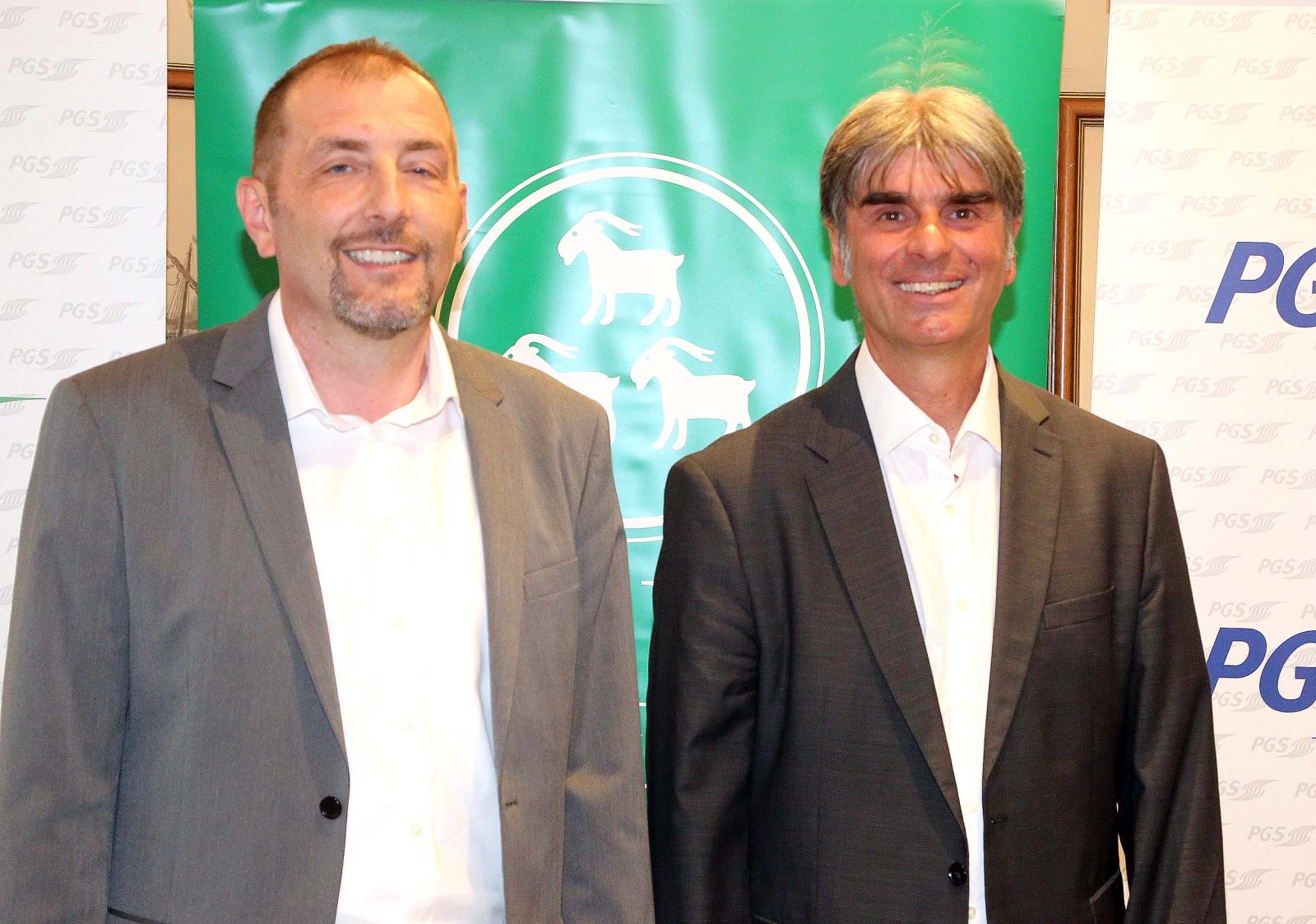 Rijeka,28.07.2023. Na zajednièkoj konferenciji za novinare predsjednik IDS-a Dalibor Paus i predsjednik PGS-a Darijo Vasiliæ izvjestili su novinare da su dvije stranke potpisale koalicijski sporazum za zajednièki izlazak na predstojeæe parlamentarne izbore. Na fotografiji Darijo Vasiliæ i Dalibor Paus.