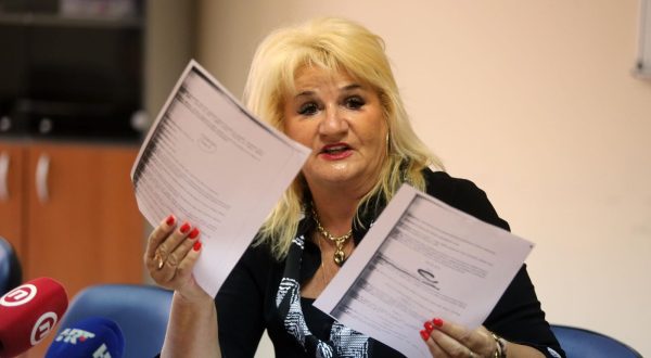 03.09.2019., Rijeka - Radmila Cahut Jurisic na konferenciji predstavnika Sindikata u zdravstvu.rPhoto: Goran Kovacic/PIXSELL