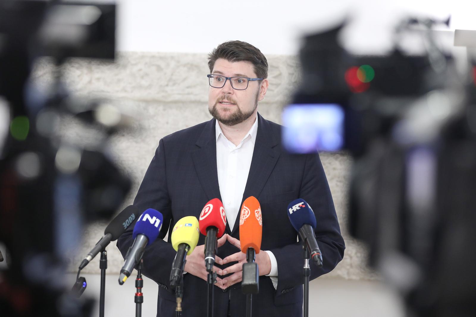 04.07.2023., Zagreb - Na konferenciji za medije odrzanoj u Saboru o slucaju HEP i drugim temama govorio je Pedja Grbin. Photo: Patrik Macek/PIXSELL