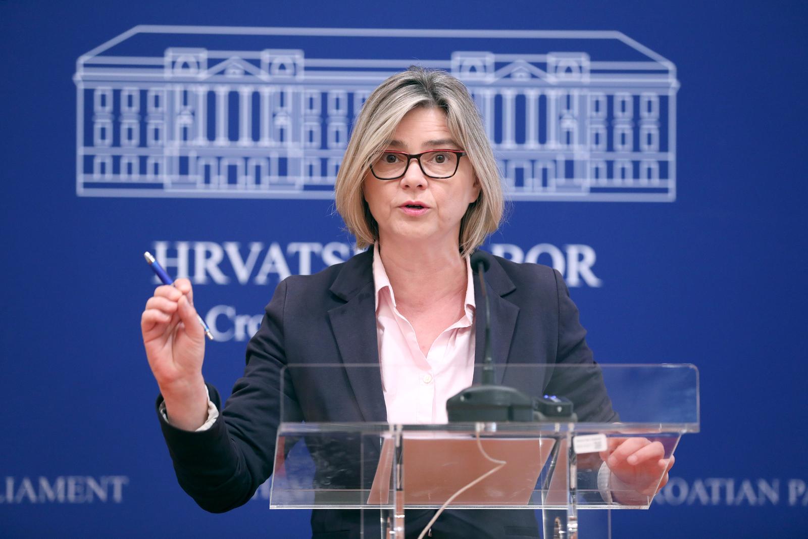04.07.2023., Zagreb - Na konferenciji za medije odrzanoj u Saboru o temi "Odgovara li novi zakonski okvir na potrebe za solarizacijom Hrvatske i potporom gradjanskoj energetici?" govorila je Sandra Bencic.  Photo: Patrik Macek/PIXSELL