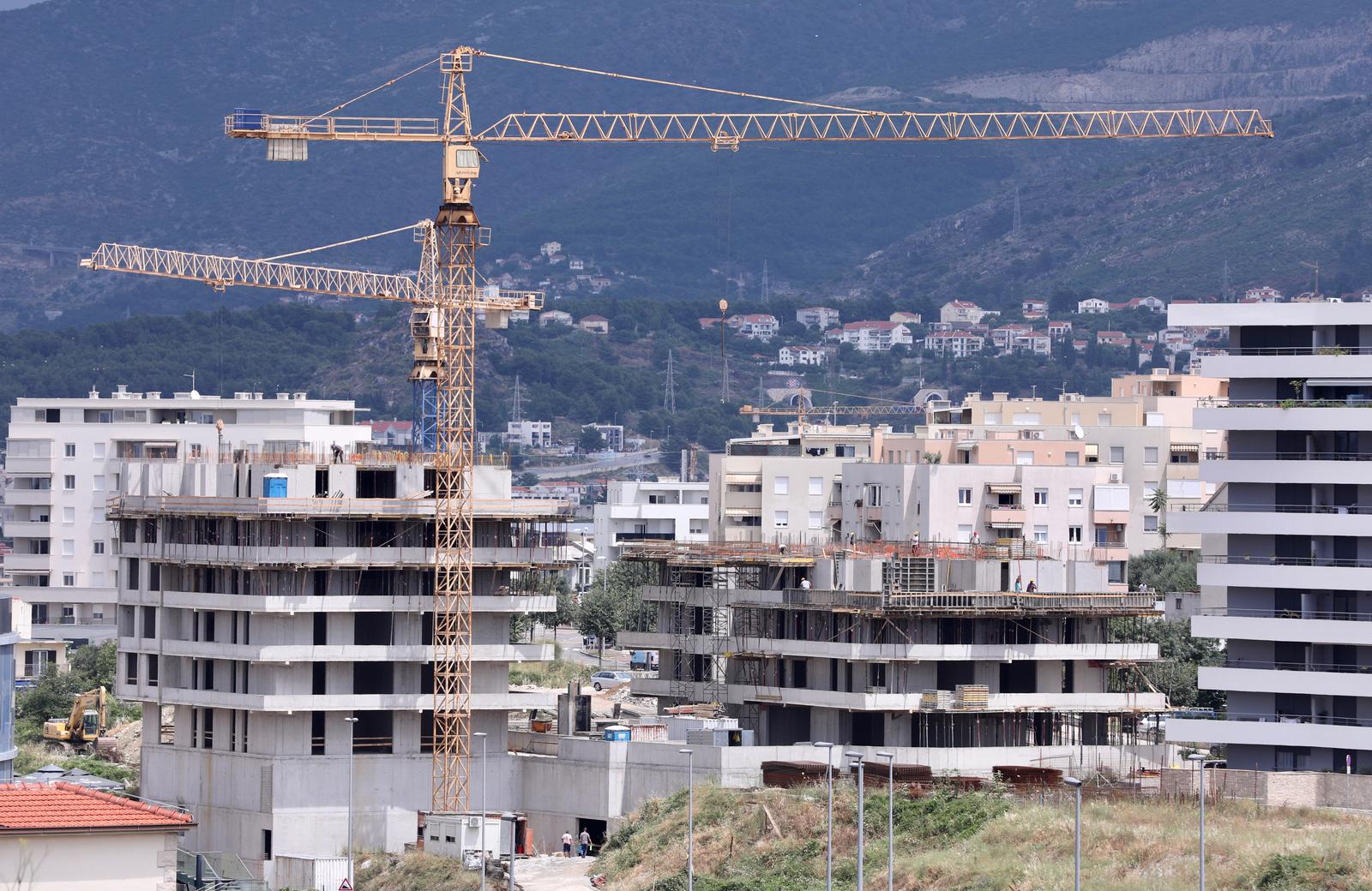 04.07.2023.,Split-Stanogradnja na dijelu Mejasa. Photo: Ivo Cagalj/PIXSELL