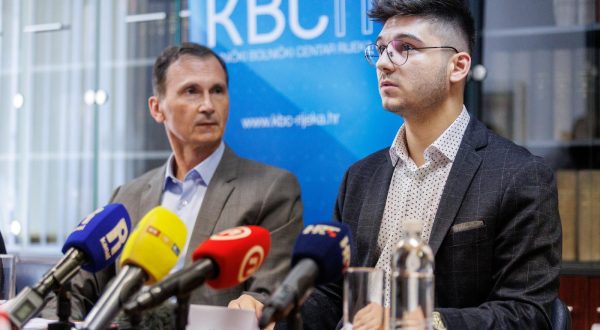4.7.2023.., Rijeka - Predstavljanje medicinske genetike – Rijeka kao dio globalnog i povijesnog nacionalnog iskoraka. Konferenciji su nazocili predsjednik Hrvatskog drustva za humanu genetiku, predsjednik Hrvatskog drustva za personaliziranu medicinu Hrvatskog lijecnickog zbora i predsjednik Upravnog vijeca Specijalne bolnice Sveta Katarina prof. dr. sc. Dragan Primorac, ravnatelj KBC-a Rijeka prof. dr. sc. Alen Ruzic uz clanove Uprave bolnice te dekan Medicinskog fakulteta Sveucilista u Rijeci prof. dr. sc. Goran Hauser.

Tiskovnoj konferenciji nazočit će i članovi Upravnog odbora Hrvatskog društva za humanu genetiku prof. dr. sc. Darko Antičević i izv. prof. dr. sc. Saša Missoni te član Hrvatskog društva za humanu genetiku dr. Petar Brlek. Photo: Nel Pavletic/PIXSELL