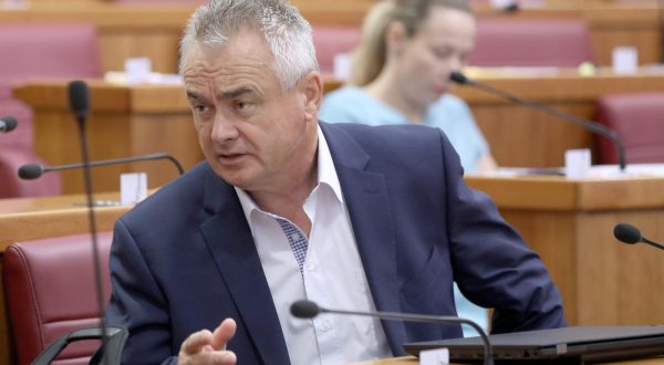 05.07.2023., Zagreb - Sabor 16. sjednicu nastavlja raspravom  o izmjenama i dopunama Zakona o stambenom zbrinjavanju na potpomognutim podrucjima. Photo: Patrik Macek/PIXSELL