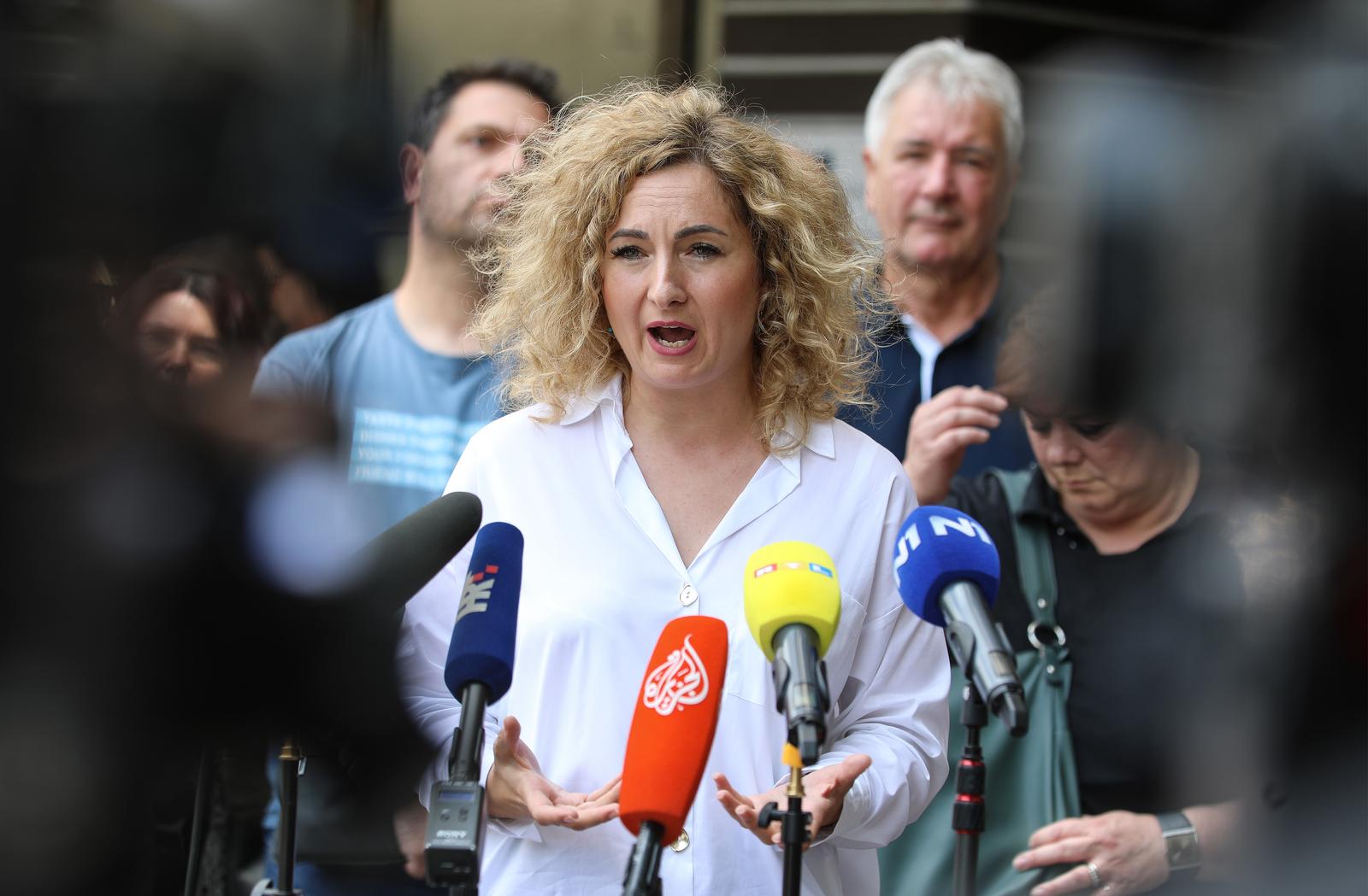 05.07.2023.,Zagreb, sastanak  sindikalnih povjerenika i koordinatora strajka u tijelima sudbene vlasti i drzavnom odvjetnistvu, koji je 5. lipnja pokrenuo Sindikat drzavnih i lokalnih sluzbenika i namještenika RH
Nakon sastanka sindikata izjavu za medije dala je Iva Suskovic, predsjednica Sindikata drzavnih i lokalnih sluzbenika i namjestenika.
 Photo: Robert Anic/PIXSELL