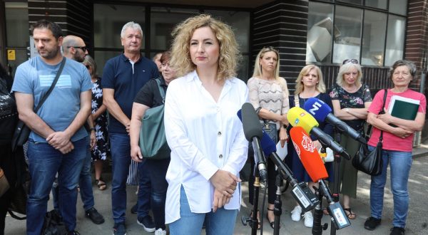 05.07.2023.,Zagreb, sastanak  sindikalnih povjerenika i koordinatora strajka u tijelima sudbene vlasti i drzavnom odvjetnistvu, koji je 5. lipnja pokrenuo Sindikat drzavnih i lokalnih sluzbenika i namještenika RH
Nakon sastanka sindikata izjavu za medije dala je Iva Suskovic, predsjednica Sindikata drzavnih i lokalnih sluzbenika i namjestenika.
 Photo: Robert Anic/PIXSELL