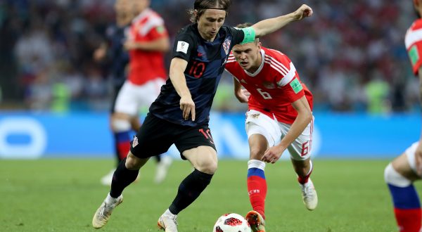 07.07.2018., stadion Fist, Soci, Rusija - Svjetsko nogometno prvenstvo 2018., cetvrtfinale, Rusija - Hrvatska. Luka Modric, Denis Cheryshev. Photo: Igor Kralj/PIXSELL