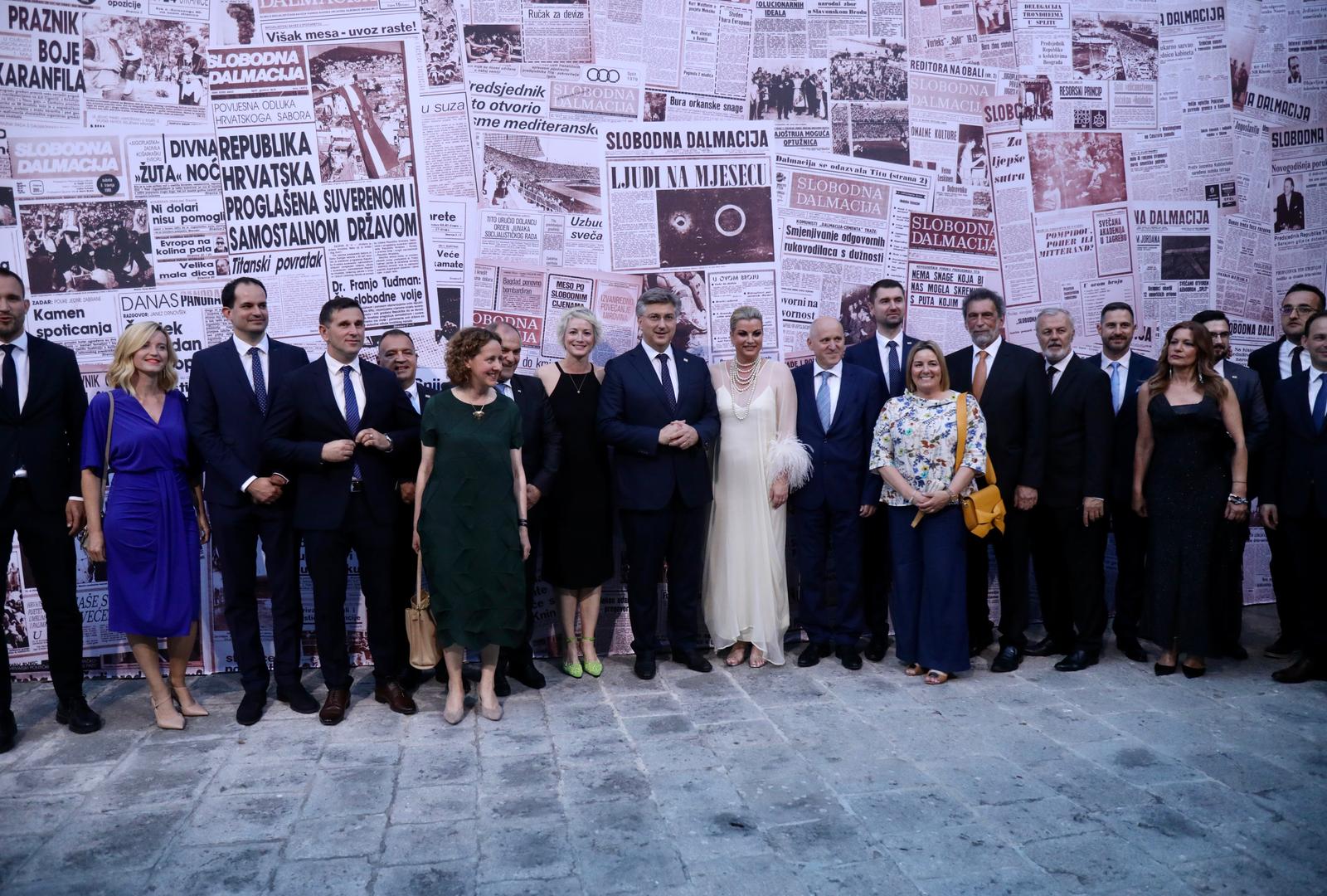 09.06.2023., Split - Premijer Andrej Plenkovic u drustvu ministara i  javnih osoba na 80 rodjendanu Slobodne Dalmacije u galeriji Mestrovic. Photo: Ivo Cagalj/PIXSELL