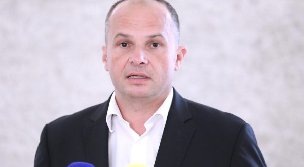 10.07.2023., Zagreb - Na konferenciji za medije odrzanoj u Saboru o t stanju u VSOA govorio je Sinisa Hajdas Doncic. Photo: Patrik Macek/PIXSELL