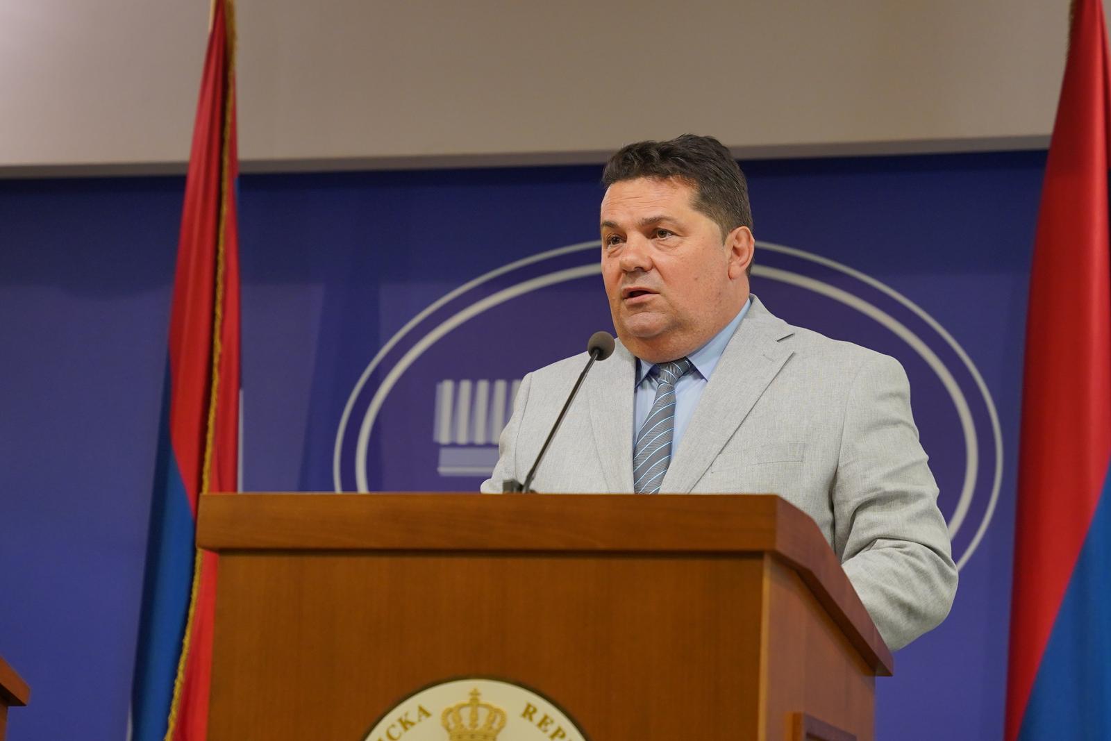10.07.2023., Banja Luka - Konferenciju za medije nakon Narodne skupstina RS odrzao Predsjednik skupstine Nenad Stevandic. Photo: Dejan Rakita/PIXSELL
