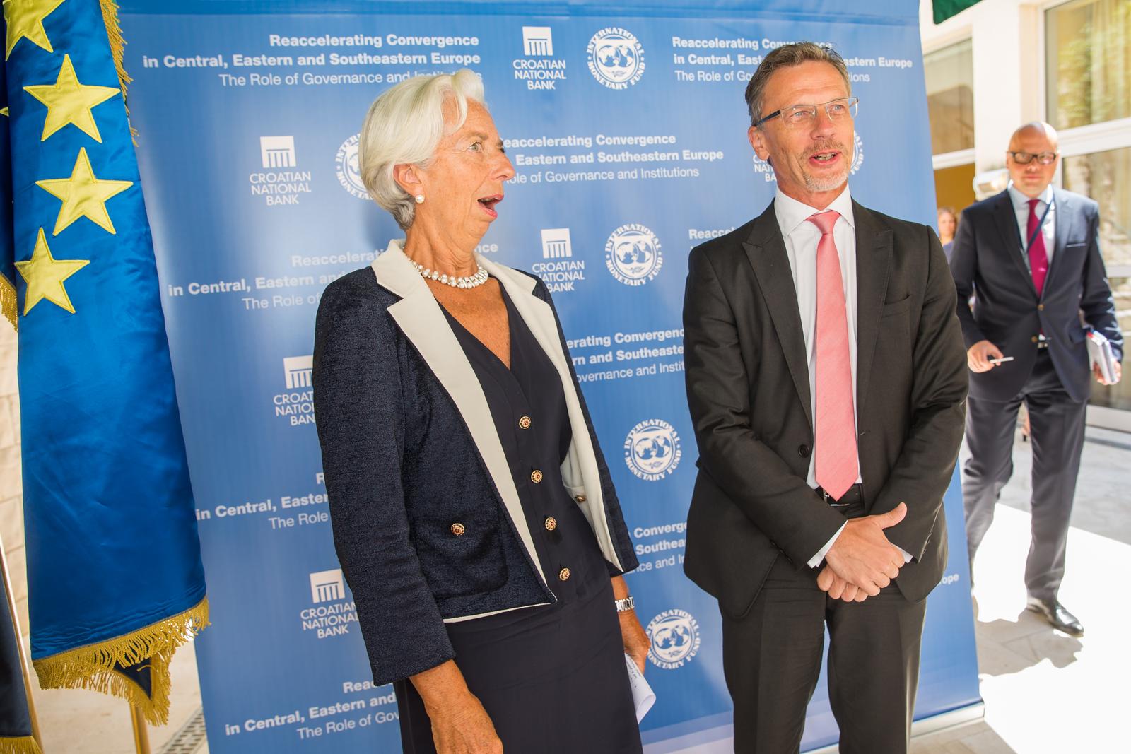 11.07.2017., Dubrovnik - U hotelu Hilton odrzava se konferencija Ubrzavanje realne konvergencije u srednjoj, istocnoj i jugoistocnoj Europi - uloga upravljanja i institucija koju organiziraju Hrvatska narodna banka i Medjunarodni monetarni fond. Predsjednica MMF-a Christine Lagarde i guverner HNB-a Boris Vujcic dali su izjave za medije. Photo: Grgo Jelavic/PIXSELL