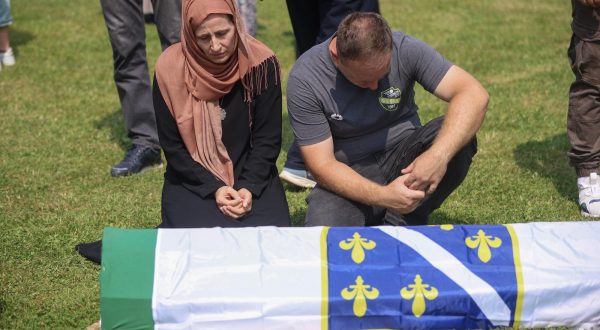 11.07.2023., Sarajevo, Bosna i Hercegovina - Tisuce ljudi stiglo je danas u Potocare na obiljezavanje 28. godisnjice genocida u Srebrenici. Photo: Armin Durgut/PIXSELL