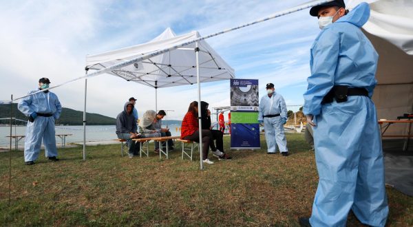 11.10.2016., Split - Vojna luka Lora, zajednicka pokazna vjezba MUP-a, MORH-a i Frontex-a. Pomoc migrantima na kopnu.rPhoto: Miranda Cikotic/PIXSELL